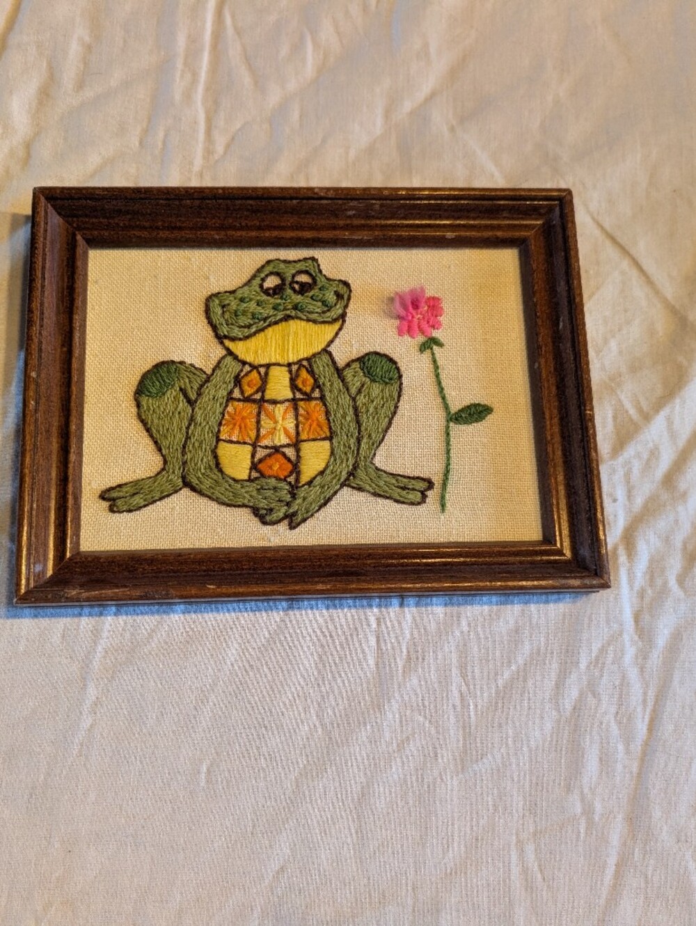 2/40$ Vintage Green Turtle with Yellow Shell and Pink Flower Wall Art